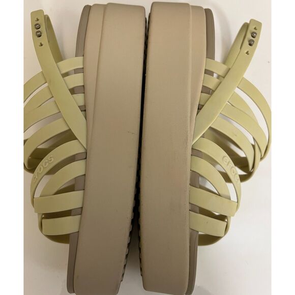 Crocs Brooklyn Strappy Low Wedge Sandals in Bone. Size 8(W). - Picture 6 of 8
